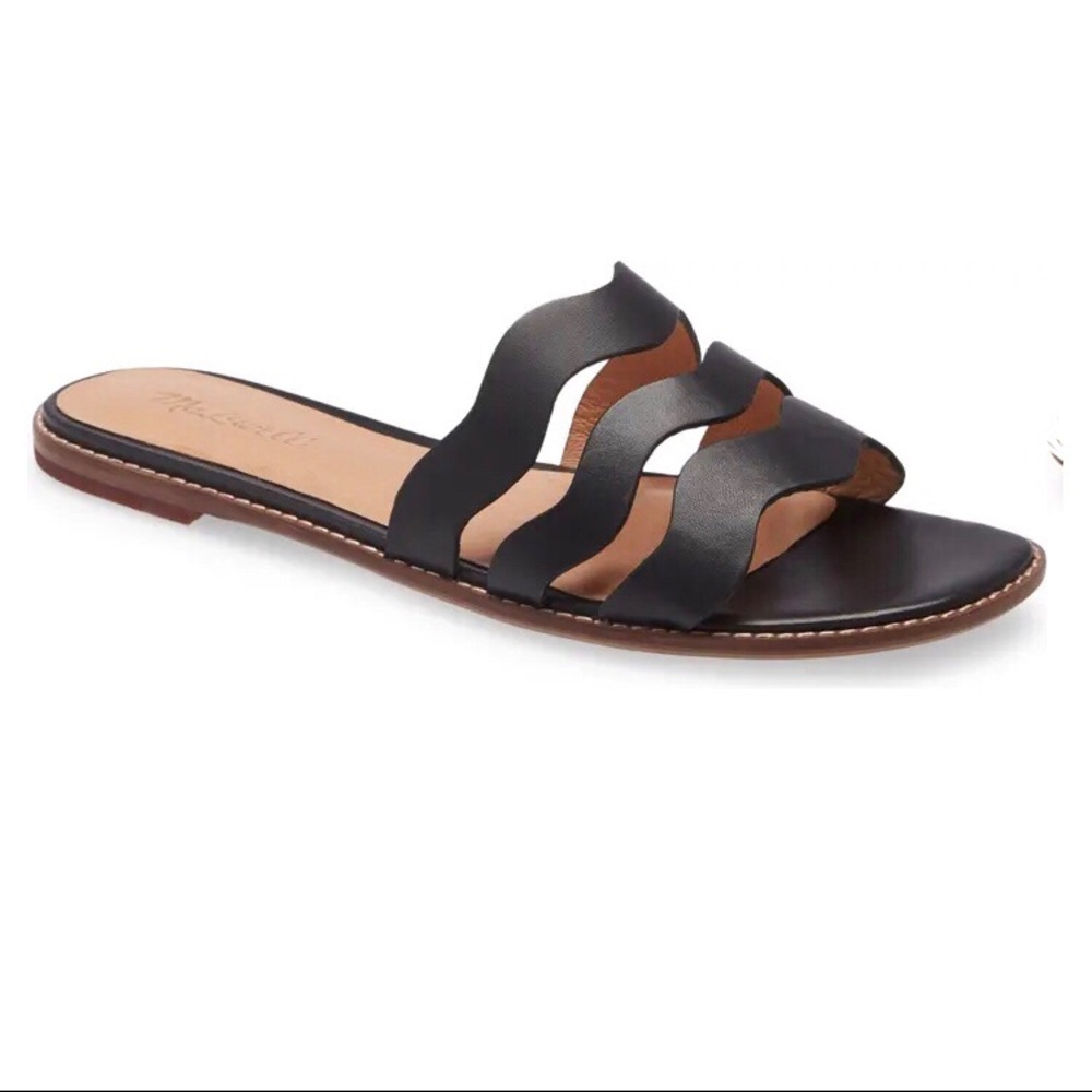 The Wave Slide Sandal
MADEWELL